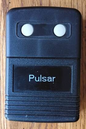 8832t Pulsar Universal Garage Door Opener Remote Transmitter 318 Mhz