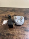 Dual 2 Car Laser Garage Auto Parking Sensor Assist Aid Guide Stop Light System. Fixed Price $18.65.