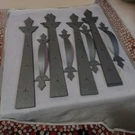 Kingmanta Classic, Traditional Garage Door Hinges Handle Black Abs Plas.... Fixed Price $8.00.